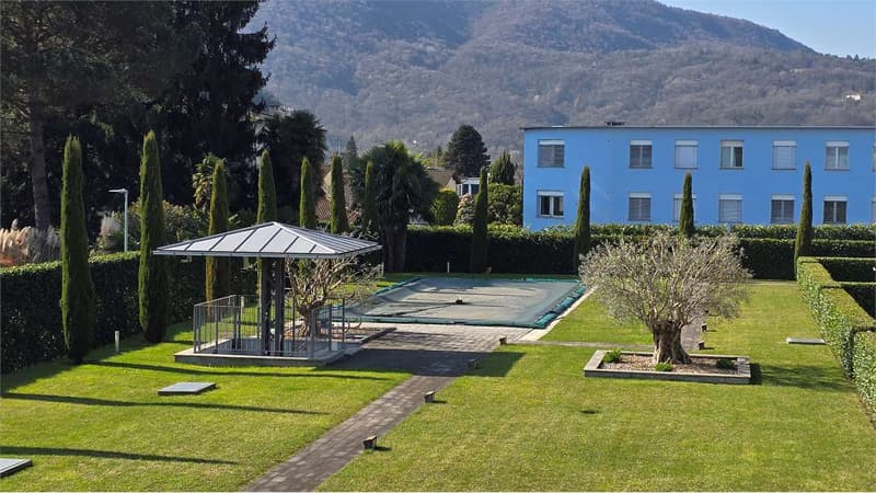 Proprietà d'eccezione - 6,5 locali con piscina e finiture di alto stan (2)