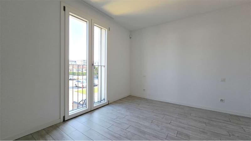Propriété d'exception - 6,5 pièces avec piscine et finitions de haute qualité (10)