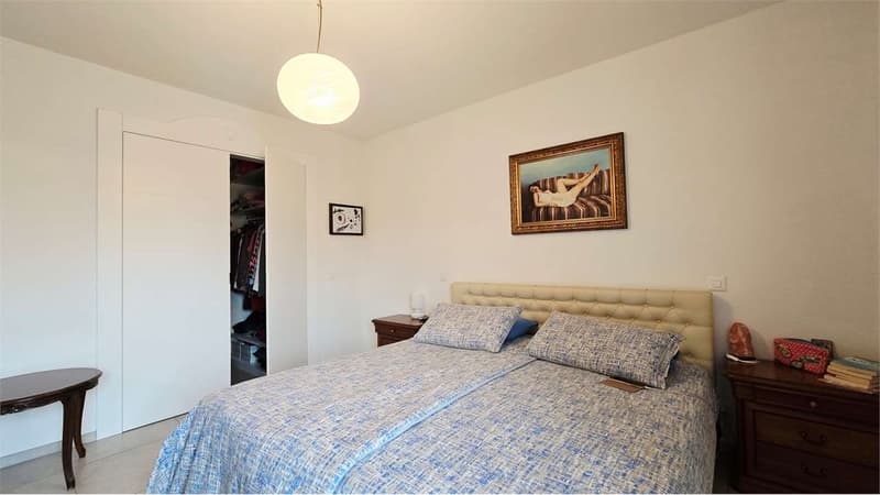 Appartement spacieux 4.5 pièces dans un quartier calme et verdoyant (10)