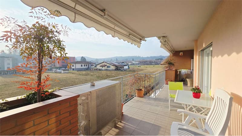 Appartement spacieux 4.5 pièces dans un quartier calme et verdoyant (5)