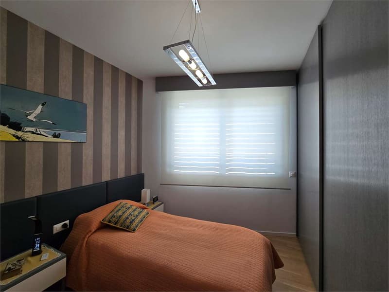 Elegant 4.5 rooms with terrace and laundry in the house (11)
