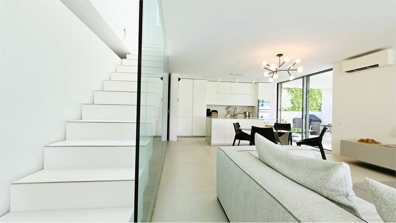 Contemporary villa with pool in Villa Luganese (13)