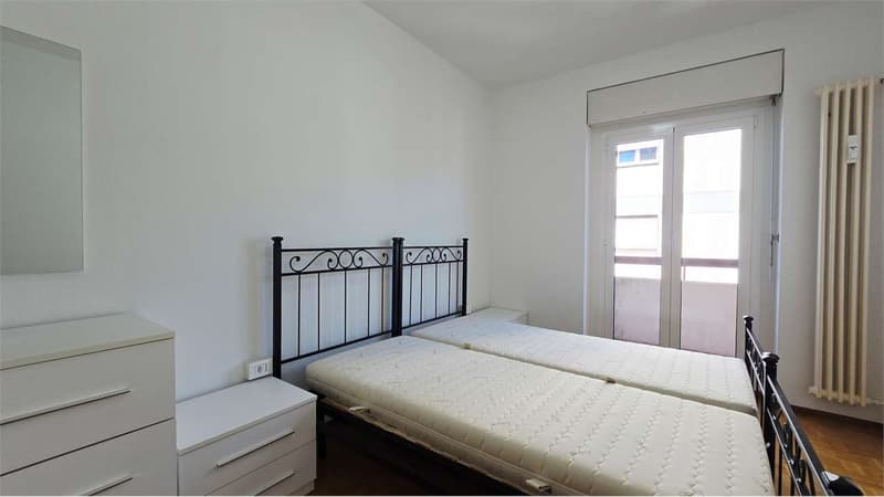 3.5 locali ristrutturato a nuovo, parcheggio gratuito primo anno (7)