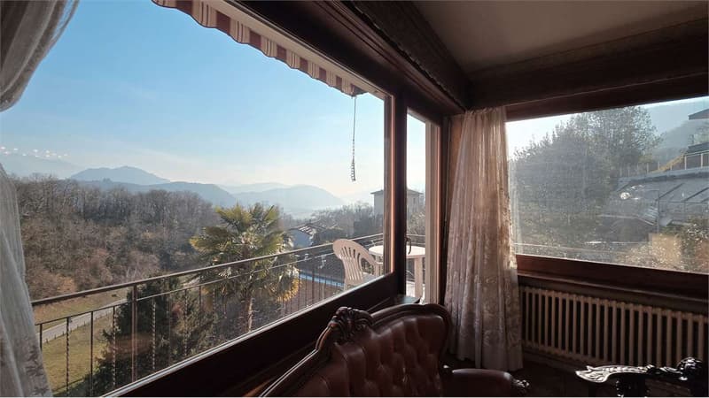 Casa bifamiliare - Attico panoramico con appartamento a reddito (9)