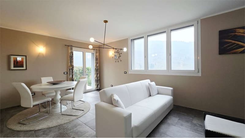 Moderna villetta bifamiliare con 2 appartamenti (13)