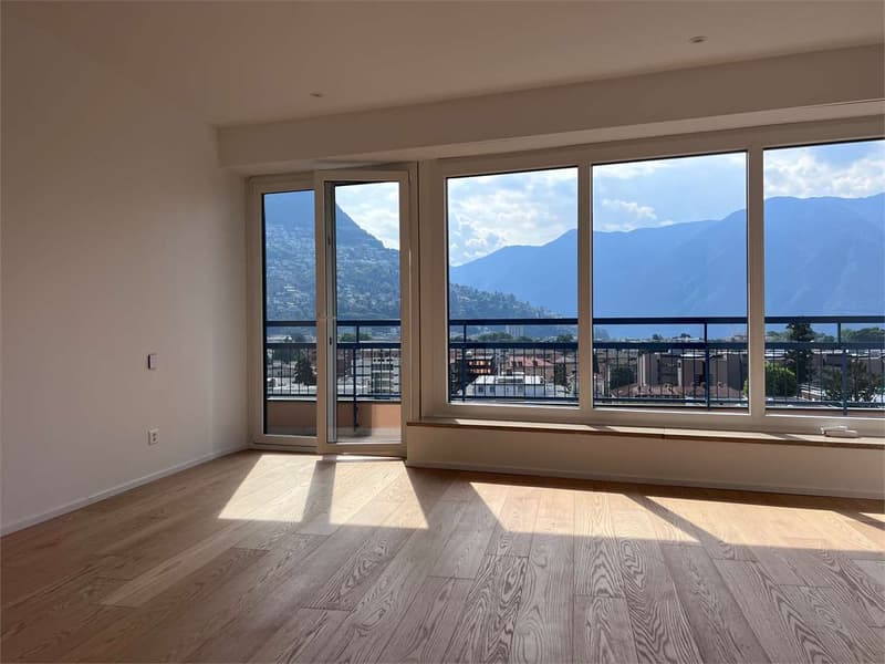 Lugano - Elegante 4.5 locali con vista lago | Vendita & Rent to Buy (3)
