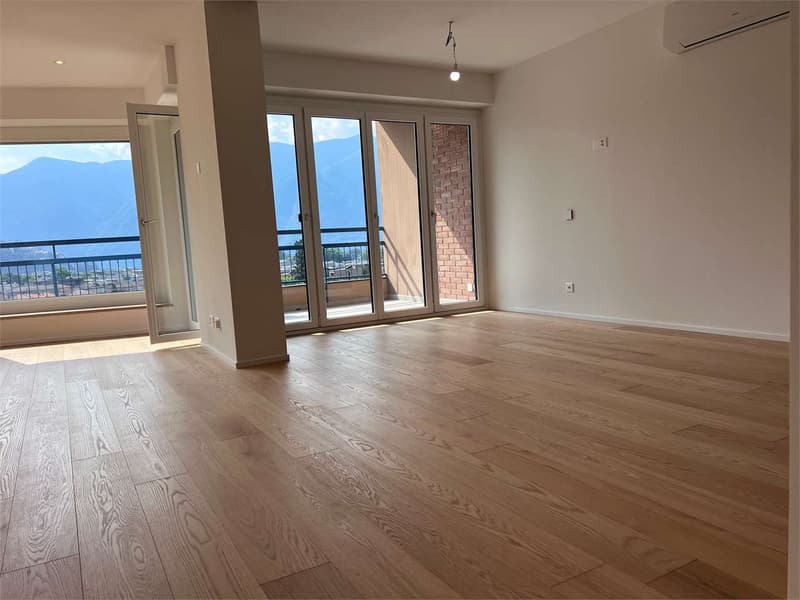 Lugano - Elegante 4.5 locali con vista lago | Vendita e Rent to Buy (3)