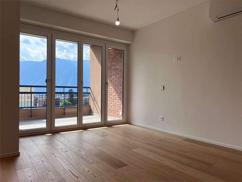 Lugano - Elegante 4.5 locali con vista lago | Vendita e Rent to Buy (5)
