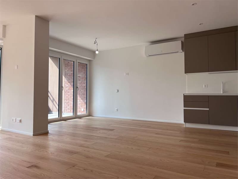Lugano - Elegante 4.5 locali con vista lago | Vendita e Rent to Buy (1)