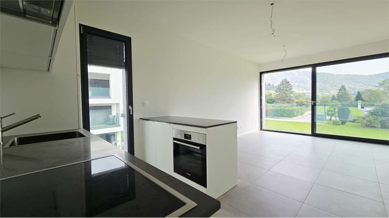 Moderno appartamento 2.5 locali - Ottimo anche come investimento a red (2)