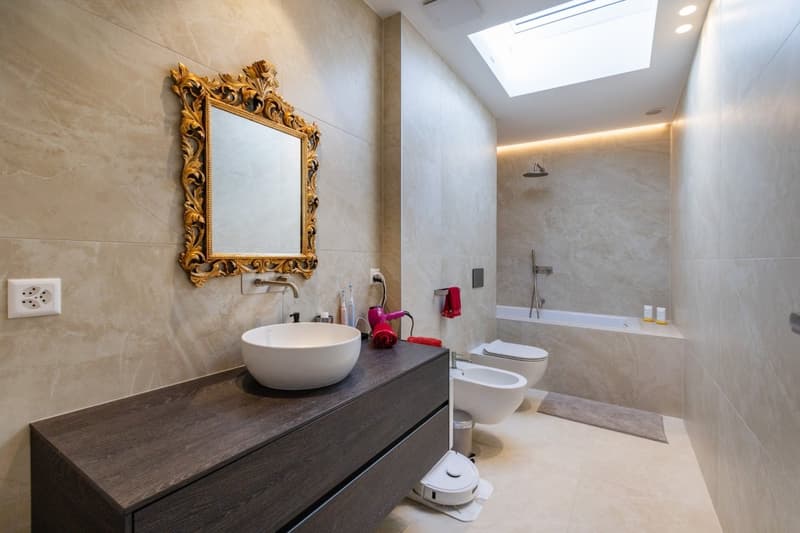 Splendido appartamento duplex di 4.5 locali di recente costruzione a Comano (5)