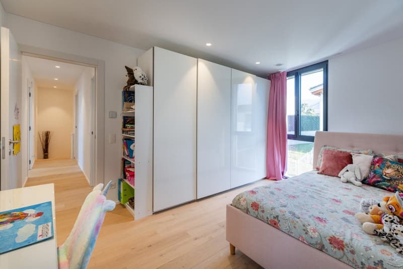 Splendido appartamento duplex di 4.5 locali di recente costruzione a Comano (6)