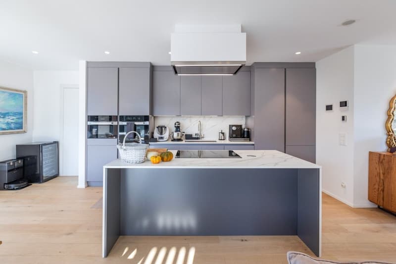 Splendido appartamento duplex di 4.5 locali di recente costruzione a Comano (12)