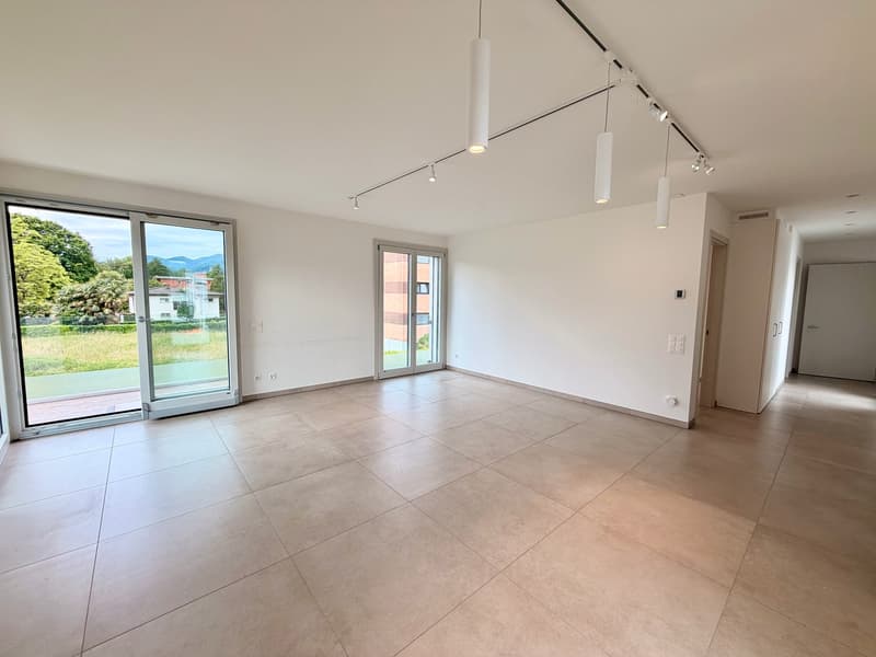 Appartement moderne 2.5 pièces à Agno avec vue panoramique (6)