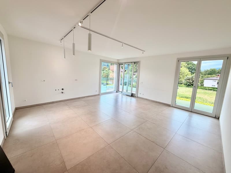 Appartement moderne 2.5 pièces à Agno avec vue panoramique (5)