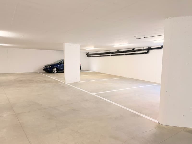 Affittasi posto auto coperto ad Agno (vicino alla stazione) (1)