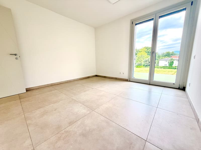 Moderno appartamento 2.5 locali ad Agno con vista panoramica (8)