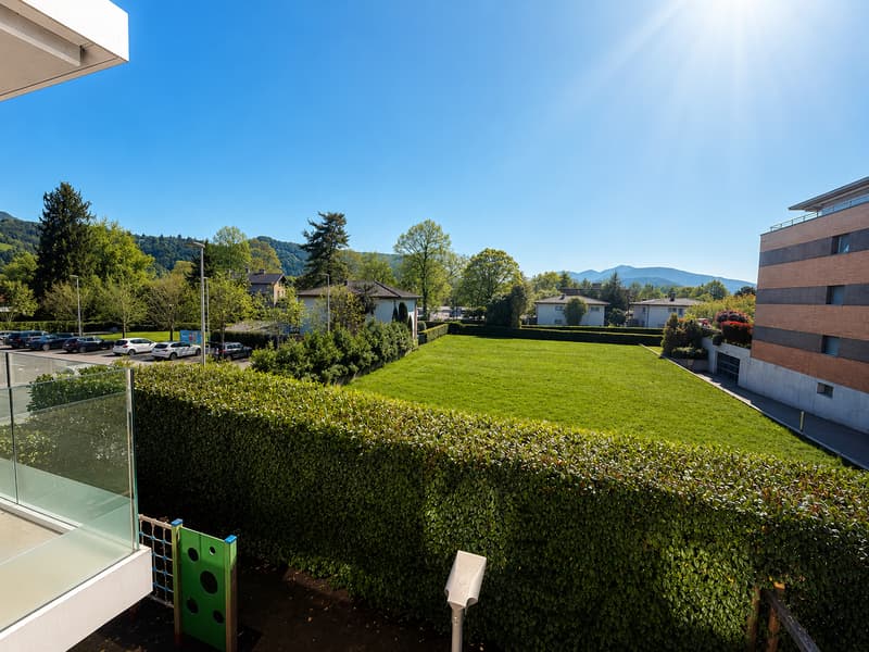 Moderno appartamento 2.5 locali ad Agno con vista panoramica (4)
