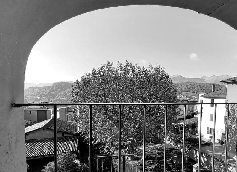 Casa Unifamiliare o Casa Vacanza/ Einfamilienhaus oder Ferienhaus in Cadro-Lugano (2)
