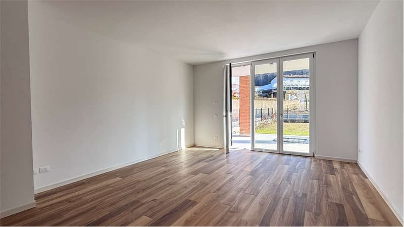 Three-room apartment with garden and exclusive services (10)