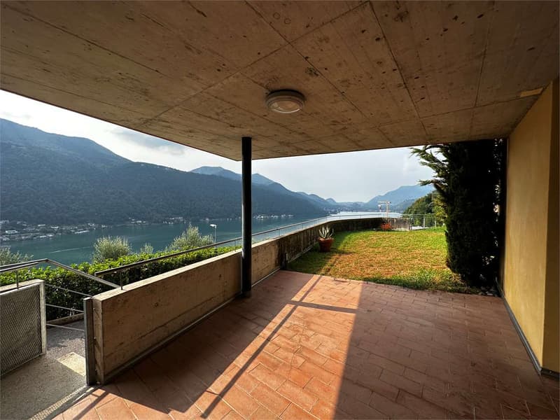 Spacious and Bright Head Villa with Unbeatable Lake View - Rent to Buy (12)