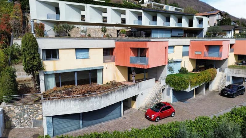 Bright and spacious head house with lake view and garden - Rent to buy (9)