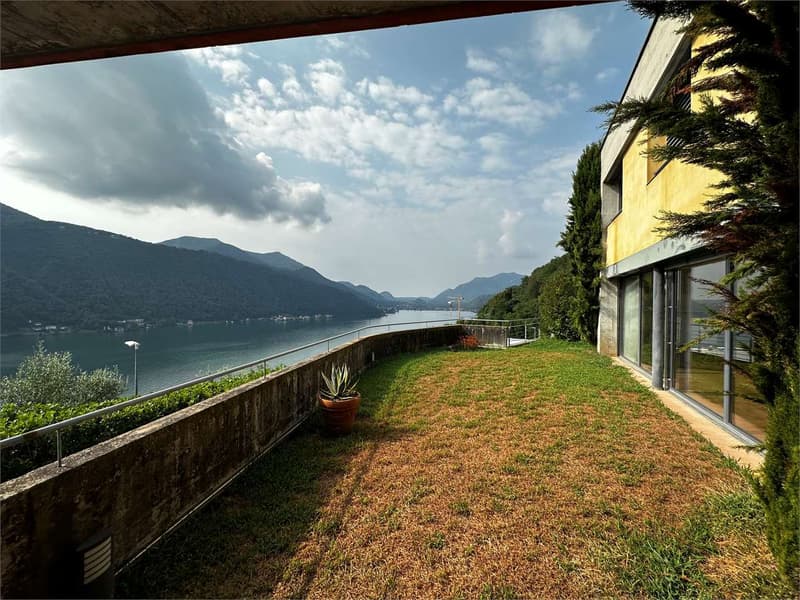 Bright and spacious head house with lake view and garden - Rent to buy (10)