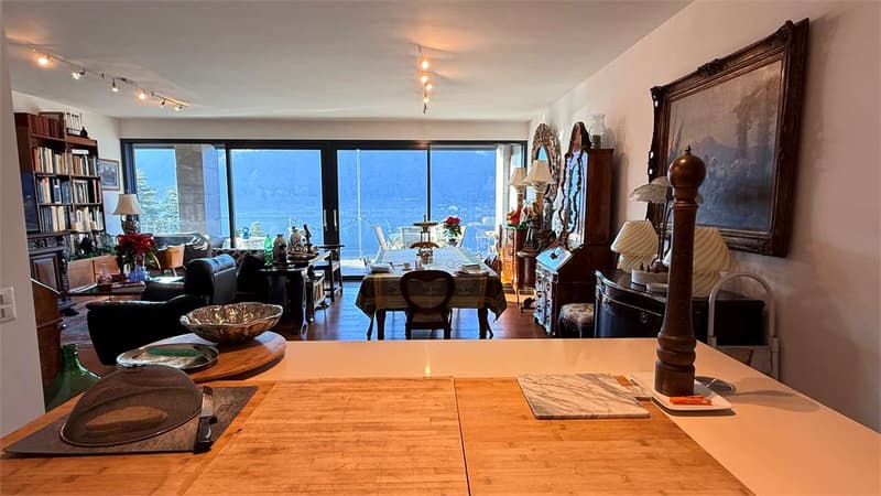Exklusives 3.5-Zimmer-Wohnung mit großer Terrasse und Seeblick (5)