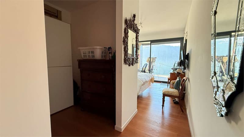 Exklusives 3.5-Zimmer-Wohnung mit großer Terrasse und Seeblick (10)