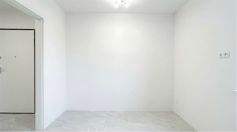 Nuovo trilocale con terrazzo, piscina  di 150 mq (8)