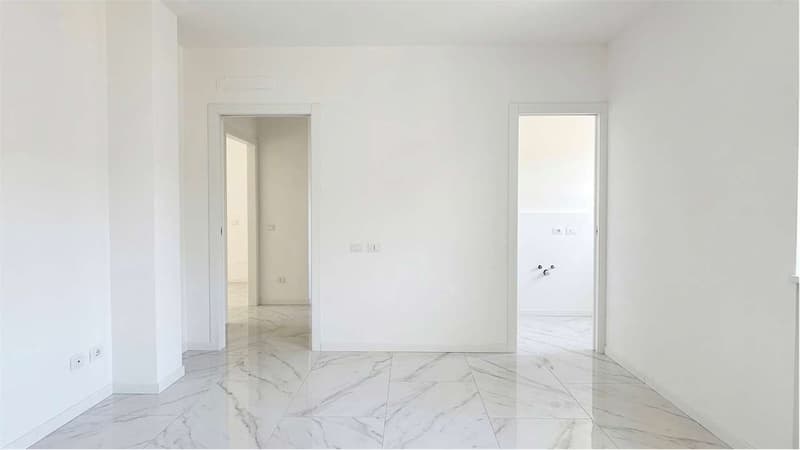 Bizzarone - Residenza Panorama: Three-room apartment with terrace, pool and view (13)