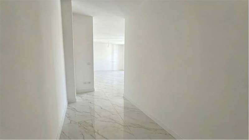 Bizzarone - Residenza Panorama: Three-room apartment with terrace, pool and view (7)
