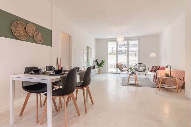 Neue Dreizimmerwohnung mit privatem Garten, 150mq Pool und 50mq Garage (13)