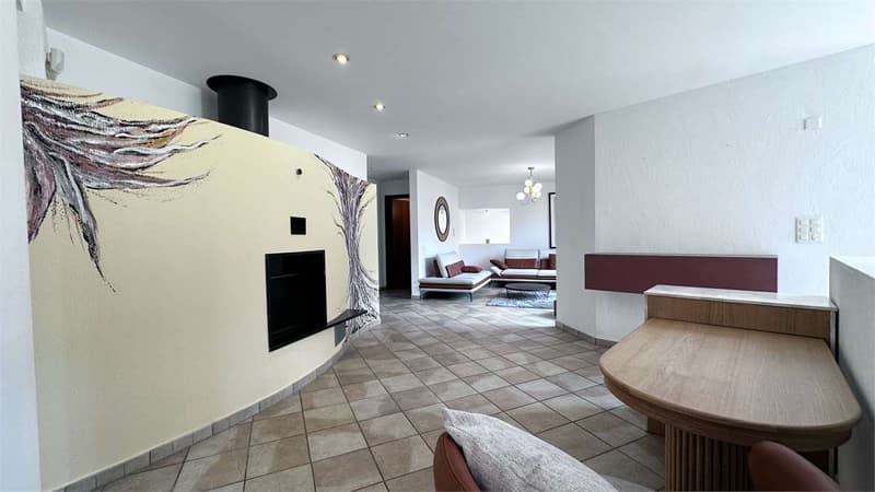 In a reserved area and in nature, elegant VILLA with garden and woods (10)