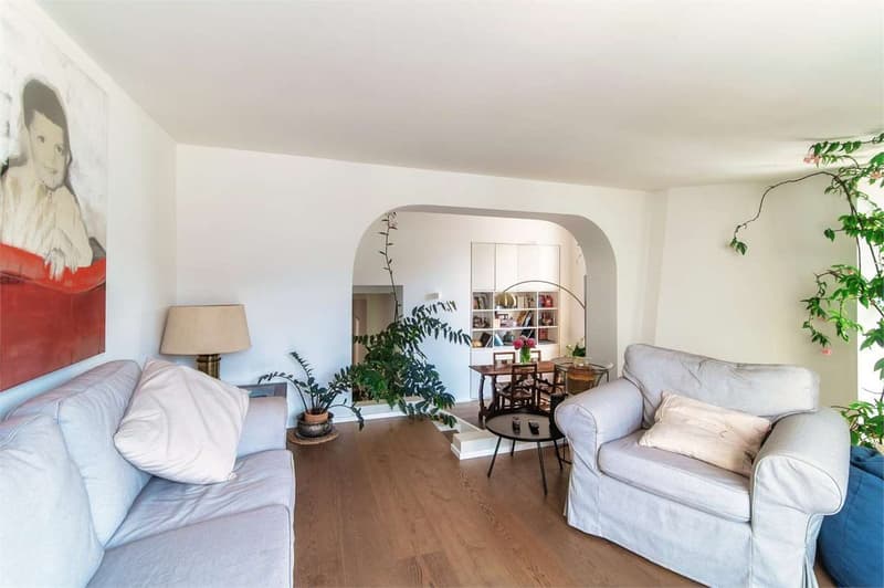 Prestigioso appartamento in villa d'epoca con vista lago mozzafiato e (10)