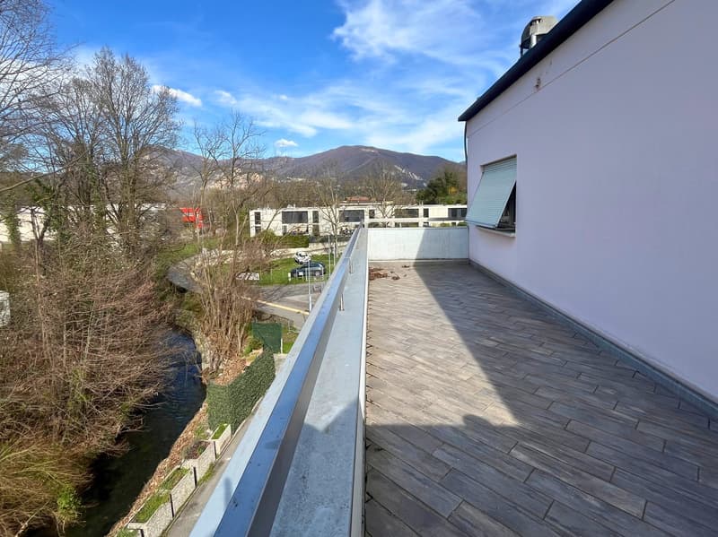 Immeuble commercial avec fonction restaurant et résidentielle – Genestrerio (10)