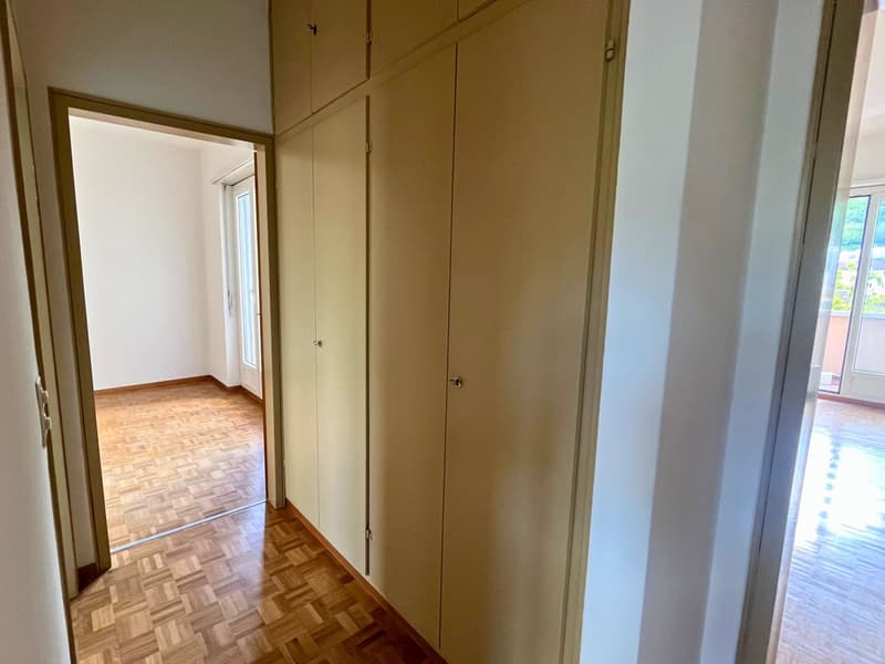Helllichtes 3.5-Zimmer-Apartment in Chiasso-Zentrum, strategisch und gut erschlossen (13)