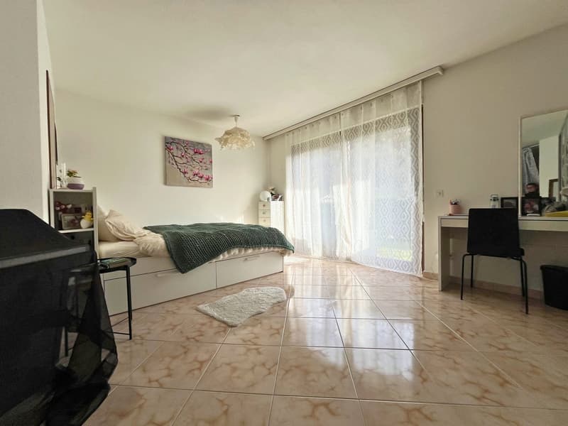 Villa avec deux appartements et parc privé à Figino (19)