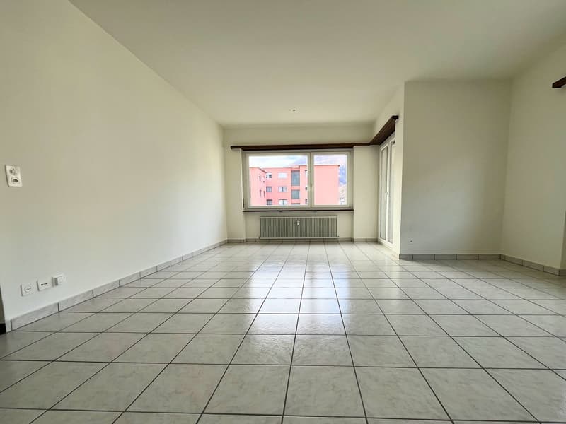 Résidence avec 12 appartements – Arbedo (17)