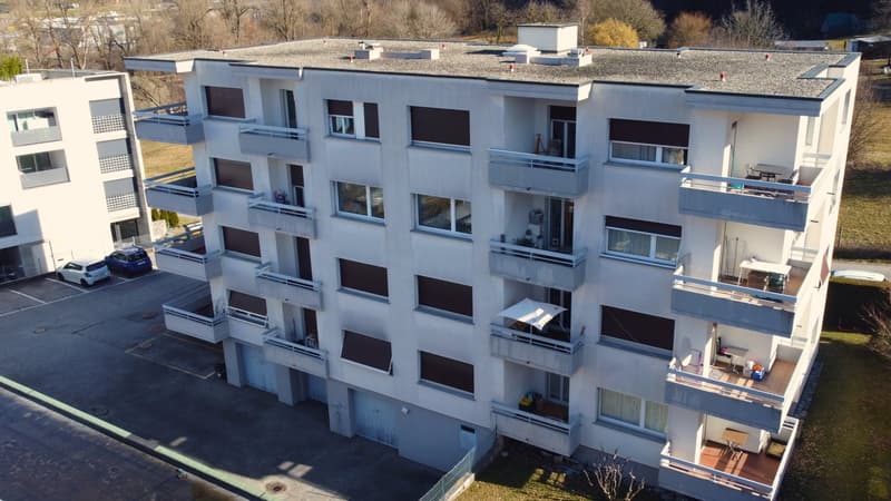 Résidence avec 12 appartements – Arbedo (2)