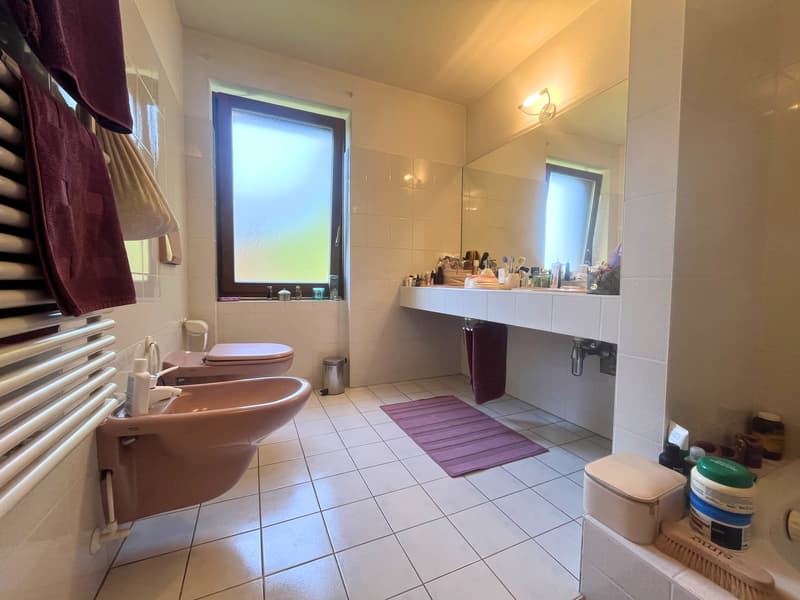 Bezaubernde Villa in Vacallo – 5.5 Zimmer im Grünen mit Panoramablick (14)