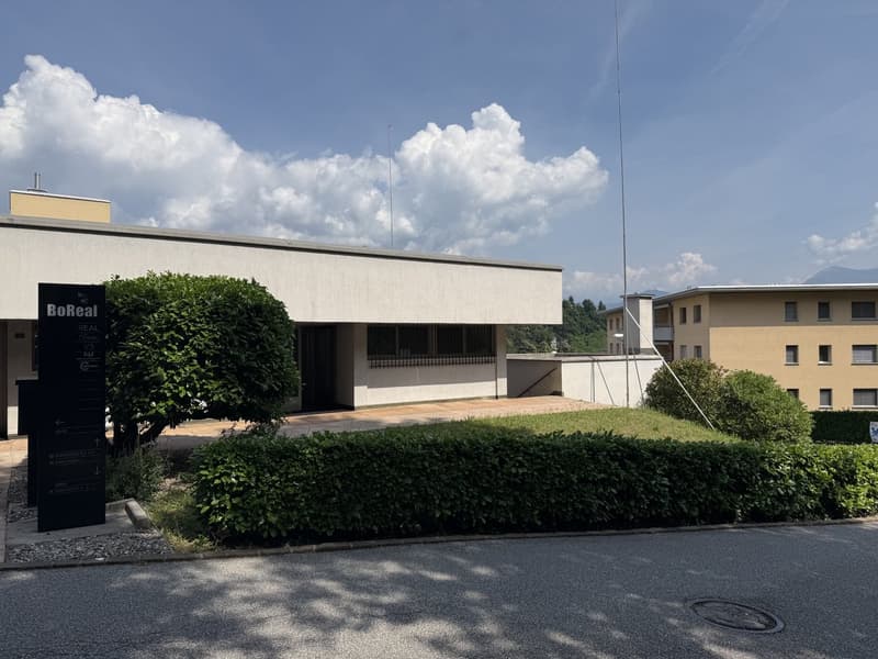 Office for rent in Pazzallo (12)