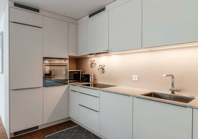 Modern 2.5-room apartment with large terrace and parking space – Locarno (4)