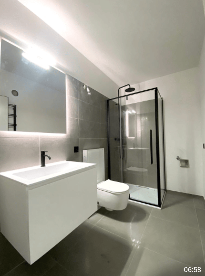 Bright 2.5-room apartment with balcony (3)