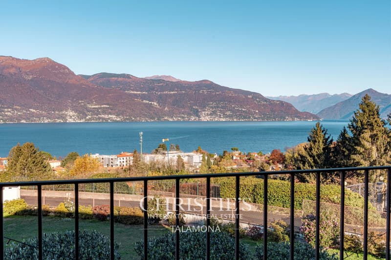 Villa Altipiano ? Résidence avec vue sur le lac à Porto Valtravaglia (5)