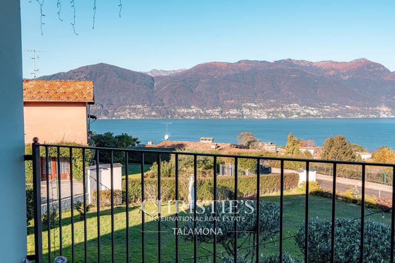 Villa Altipiano ? Residenz mit Seeblick in Porto Valtravaglia (9)