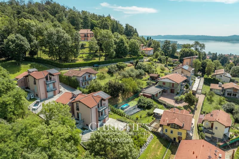 Villa neuve avec jardin à Gavirate (6)