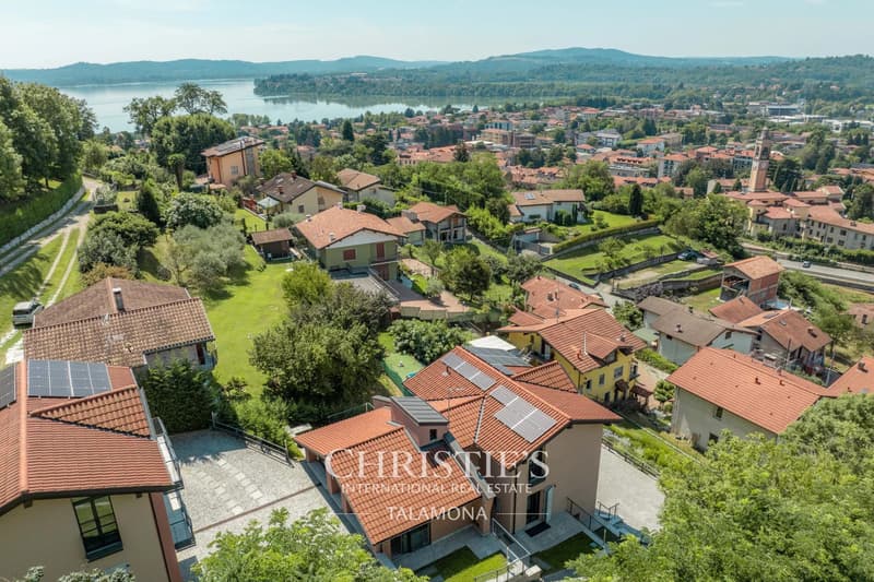Villa neuve avec jardin à Gavirate (4)