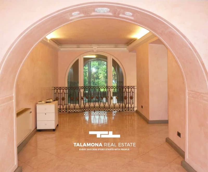 Villa storica con vista sul Lago Maggiore e piscina - Luino (7)