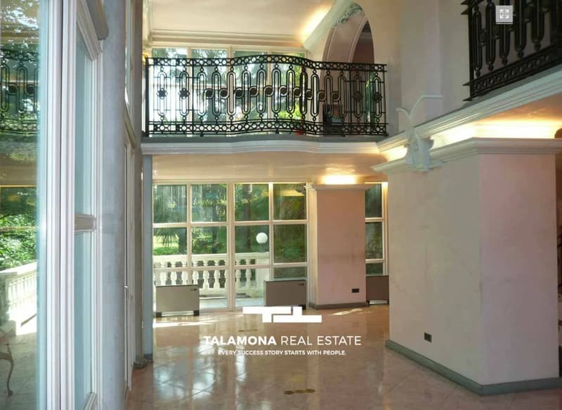 Villa storica con vista sul Lago Maggiore e piscina - Luino (13)